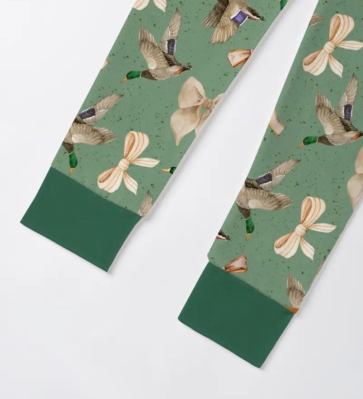 Duck and Bows Print Bamboo Set